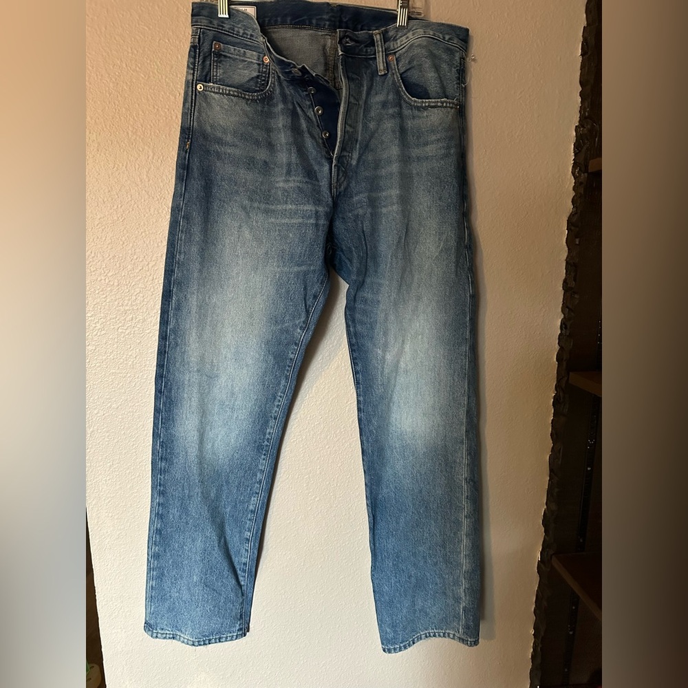 Men’s Gap jeans Brand New